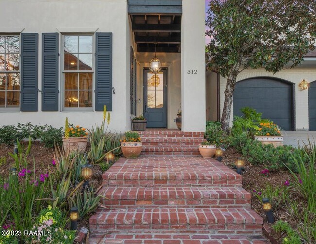 Photo - 312 Biltmore Way