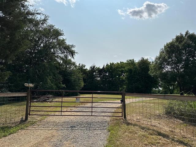 Photo - 1585 N State Hwy 78