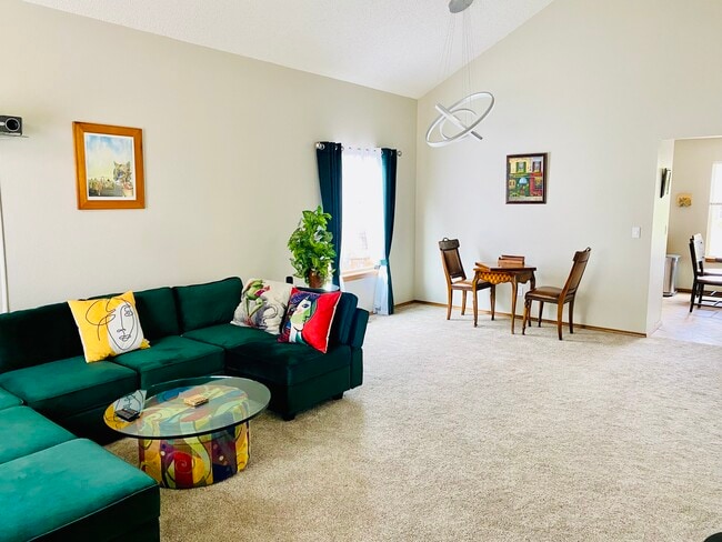 Photo - 2130 Silkwood Dr