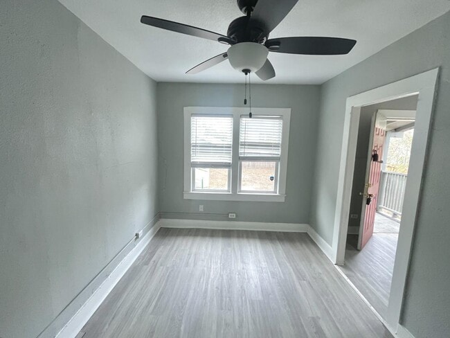 Photo - 217 Lotus St