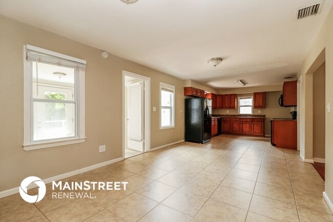 Photo - 1414 Turner St