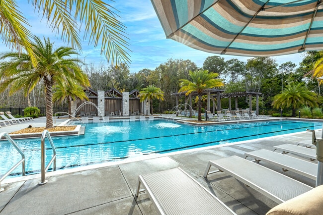 Vintage Amelia Island Apartments