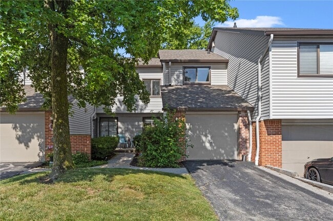 Photo - 1707 Thorny Briar Dr