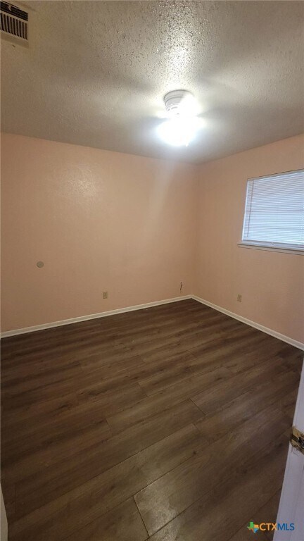 Photo - 612 Sunset Ln