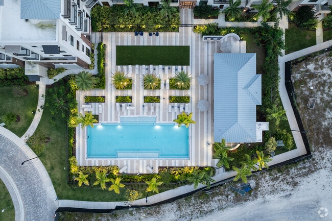 8300 Cleary Blvd Plantation, FL 33324 - Shalimar Plantation East