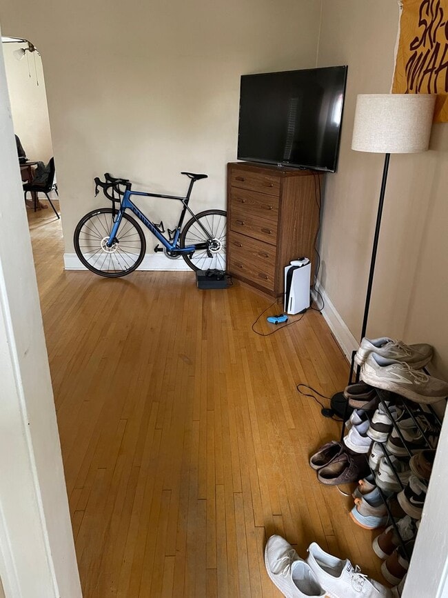 Photo - 2021-2023 E 6th St Unit 2021 E 6th St