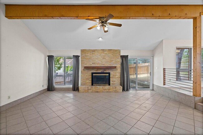 11203 Bluff Canyon Dr