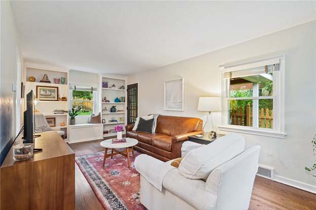 Photo - 707 Maryland Ave