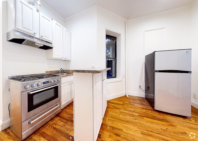 Building Photo - West 147th Street Unit 1A Rental