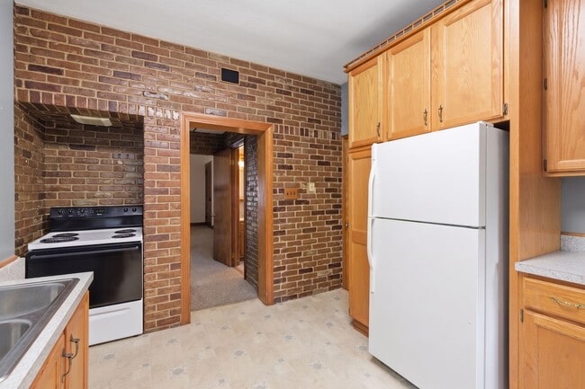 Photo - 149 43rd St Unit 1