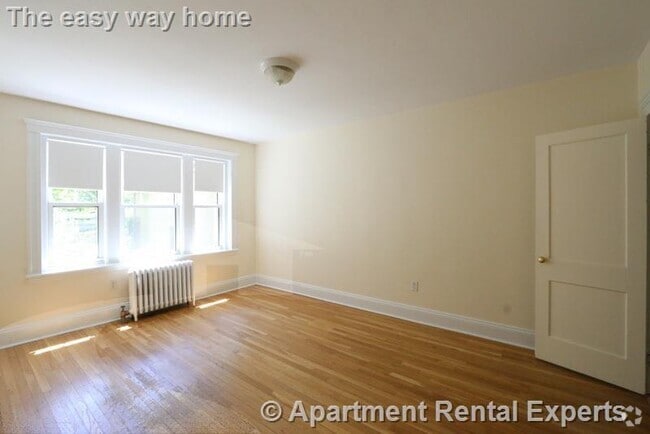 Building Photo - 19 Wendell St Unit #1 Rental