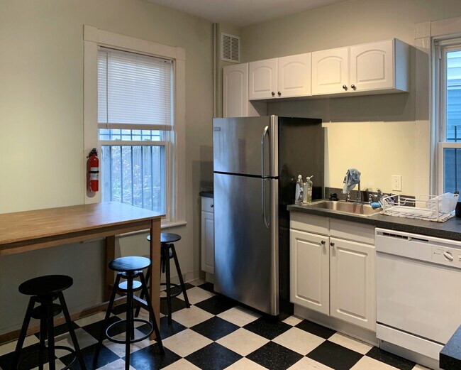 Photo - 378 Washington St