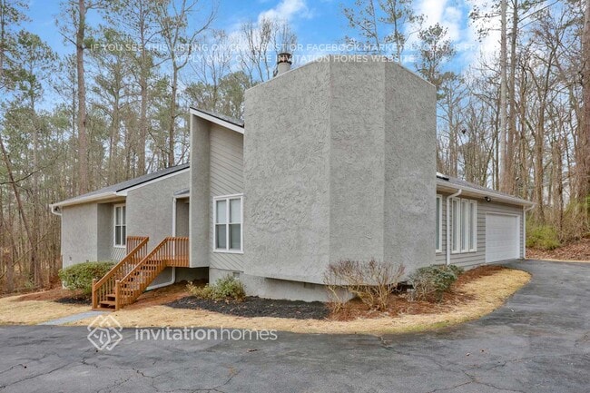 100 Lookout Way