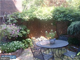 Photo - 25 St James Ct