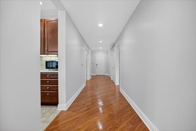 Photo - 500 North and South Rd Unit 103