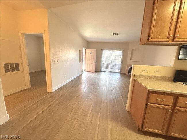 Photo - 4730 E Craig Rd Unit 1164