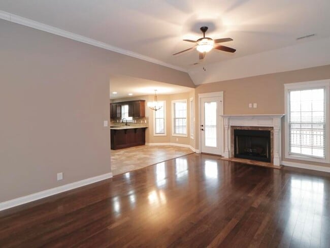 Photo - 1678 Horseshoe Cave Dr