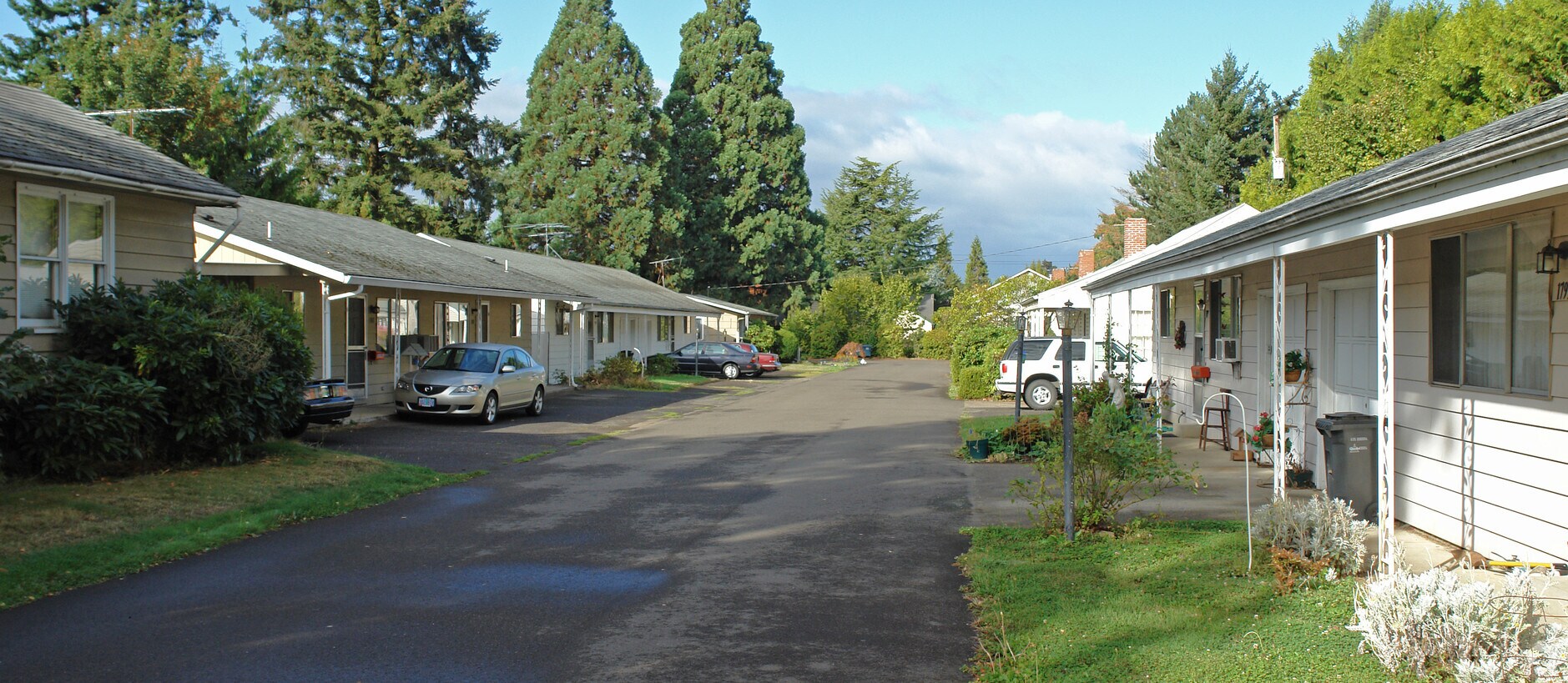 Park Street Court Apartments - Park Street Court Apartments