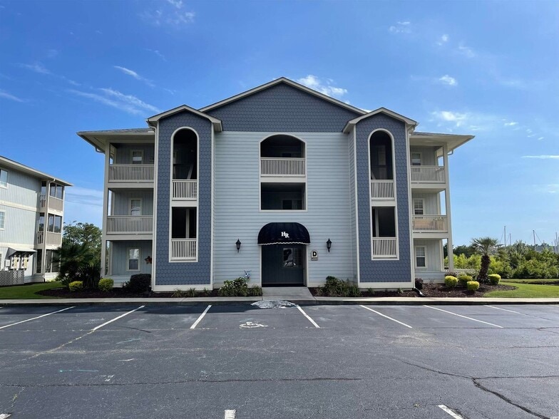 4500 Coquina Harbour Dr