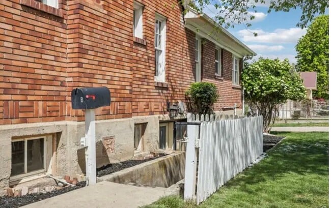 Photo - 195 E 100 N Unit Bountiful | Charming Private 1 Bed 1 Bath