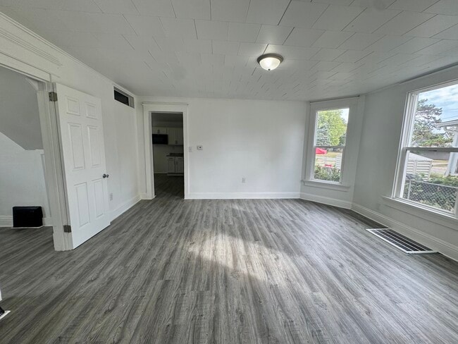 Photo - 619 13th Ave