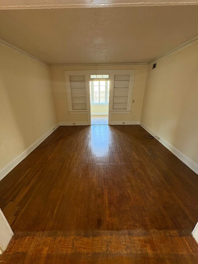 Vineville Court Apartments