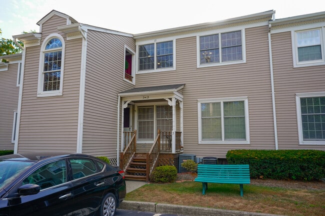 Building Photo - 120 Willard St Unit #13 Rental