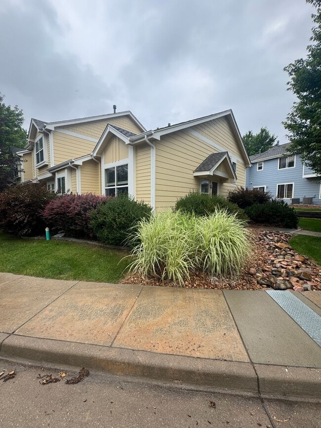 Building Photo - 3 Bed 2.5 Bath near Prairie Dog Meadow Natural Area