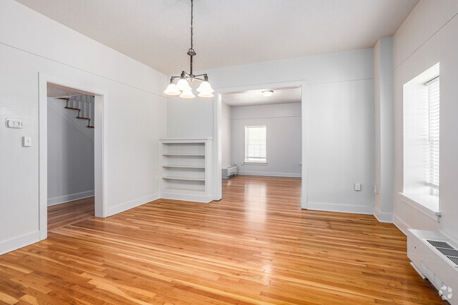 Old Post Quadrangle Home - Dining Room