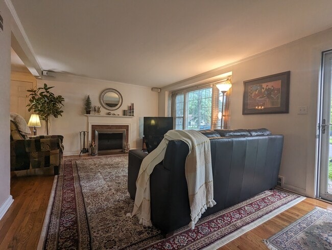 Photo - 4221 Oxford Rd