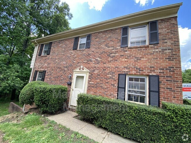Building Photo - 414 Olde Greenwich Cir Rental