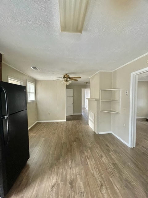 Photo - 409 Currie St