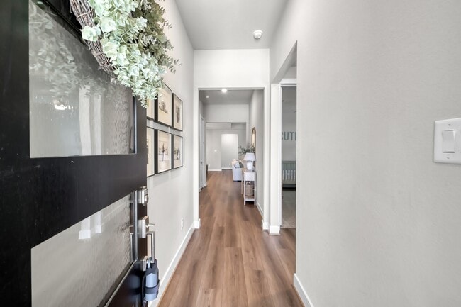 Photo - 1123 Five T Ln