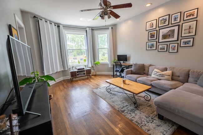 Photo - 3850 W Diversey Ave Apartments Unit 2