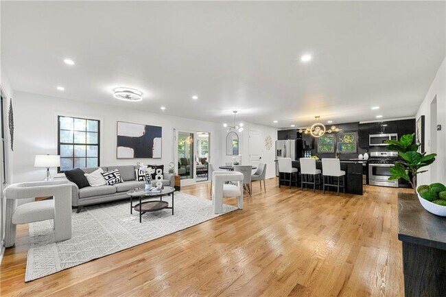 Photo - 1797 Willis Mill Rd SW