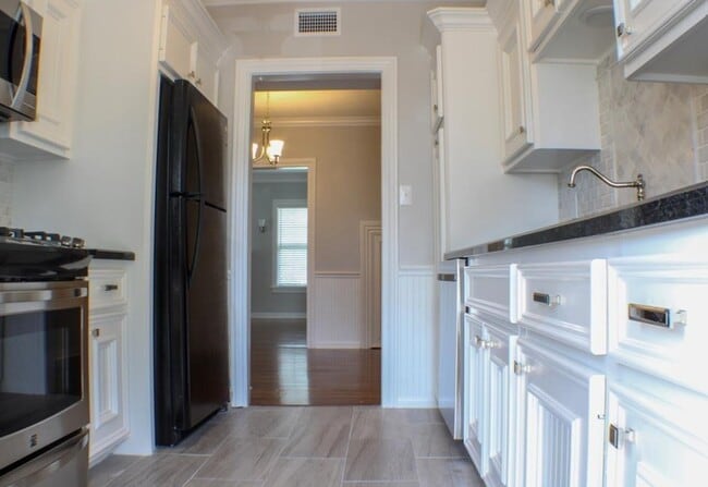 Photo - 4630 Clay St Unit 2