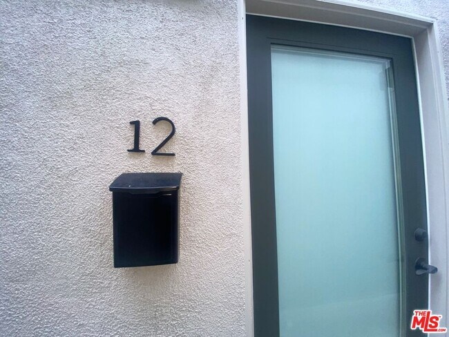 Photo - 1217 9th St Unidad 12