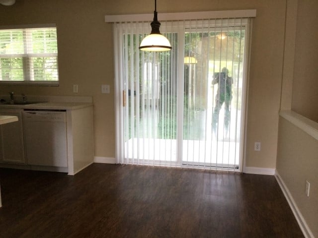 Photo - 2912 Hayling Dr