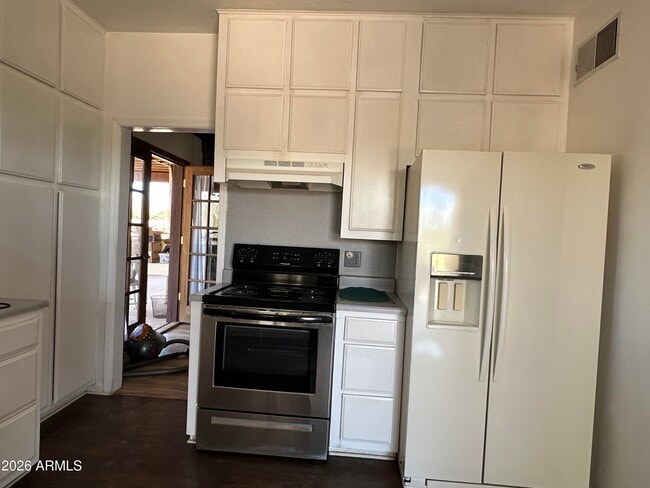 Photo - 1328 E Maddock Rd