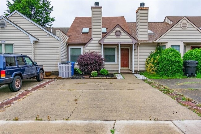 Photo - 655 Biltmore Dr