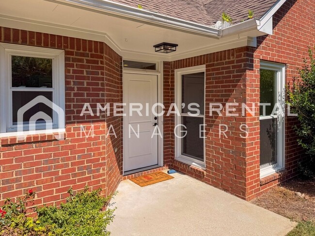 Photo - 825 Greystone Highlands Dr