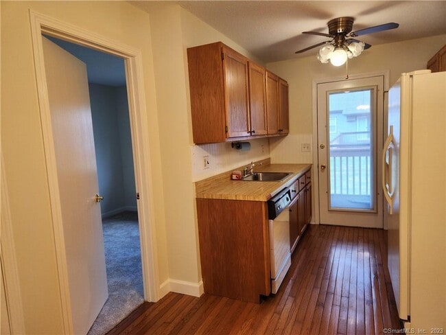 Photo - 1 Abbott Rd Unit 167