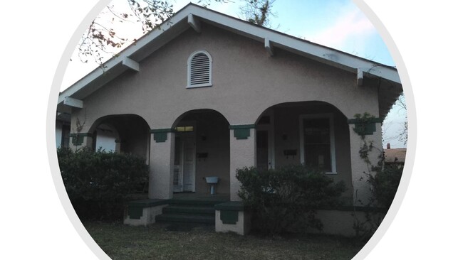 Photo - 1839 McDowell St