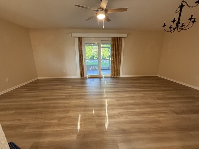 Photo - 7367 Kenwood Dr