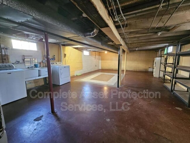 Photo - 130 Phillips Ave