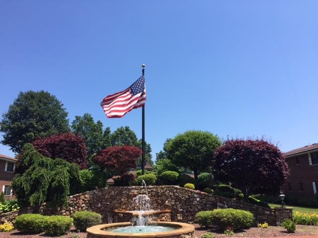 55+ Manor Park Apartments Senior Community