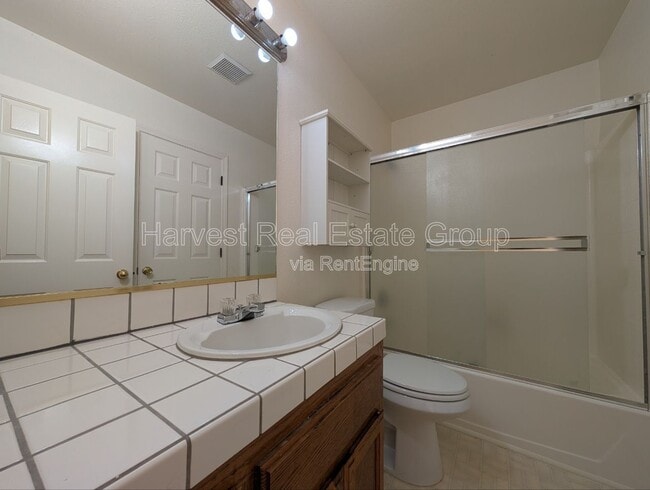 Photo - 312 Blossom Way