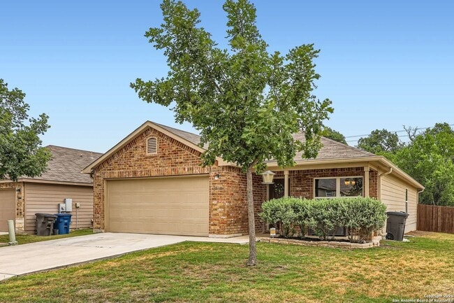 Building Photo - 10110 Raspberry Oak Rental