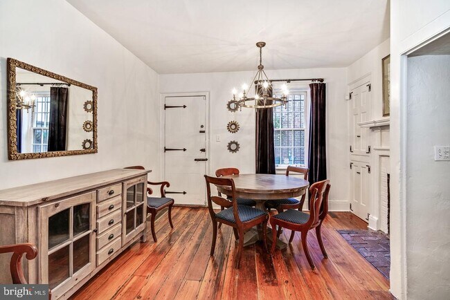 Photo - 254 Quince St
