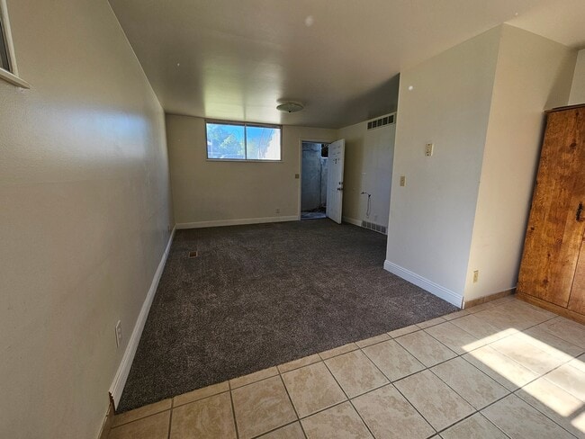 Photo - 351 W 200 S